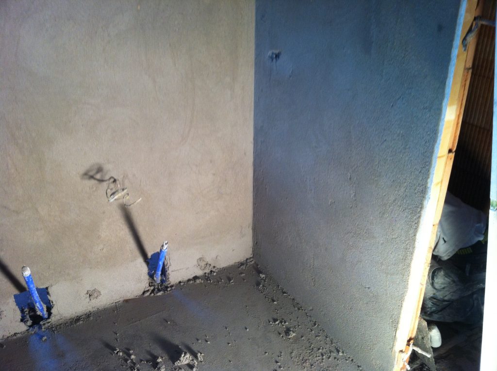 Raapwerk kalkcement mortel badkamer